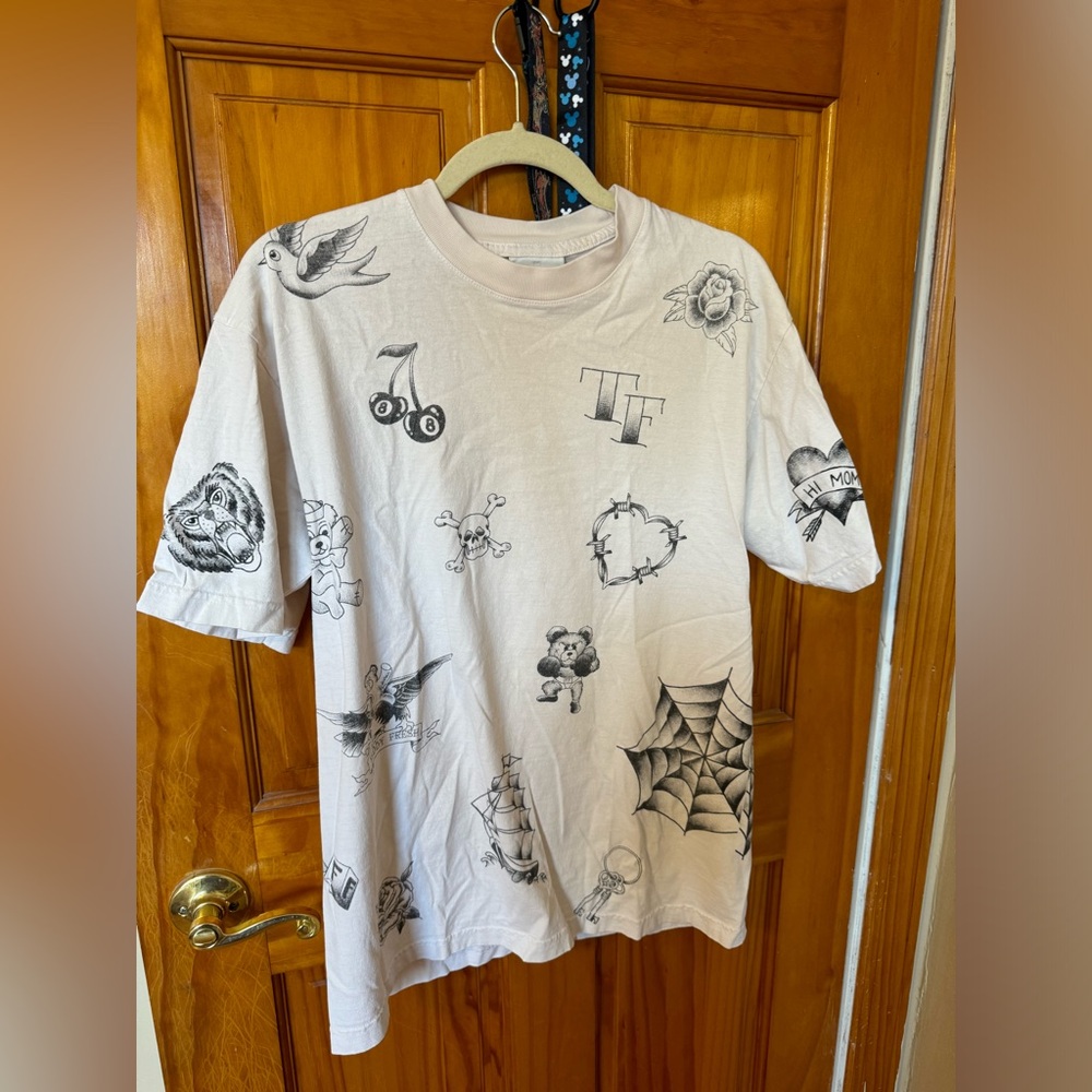 Teddy Fresh shirt tattoo logos size Medium